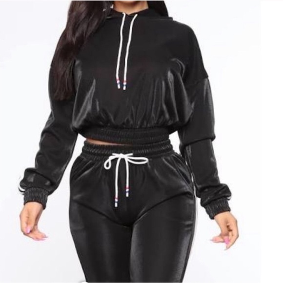 Jogger set - Picture 1 of 2